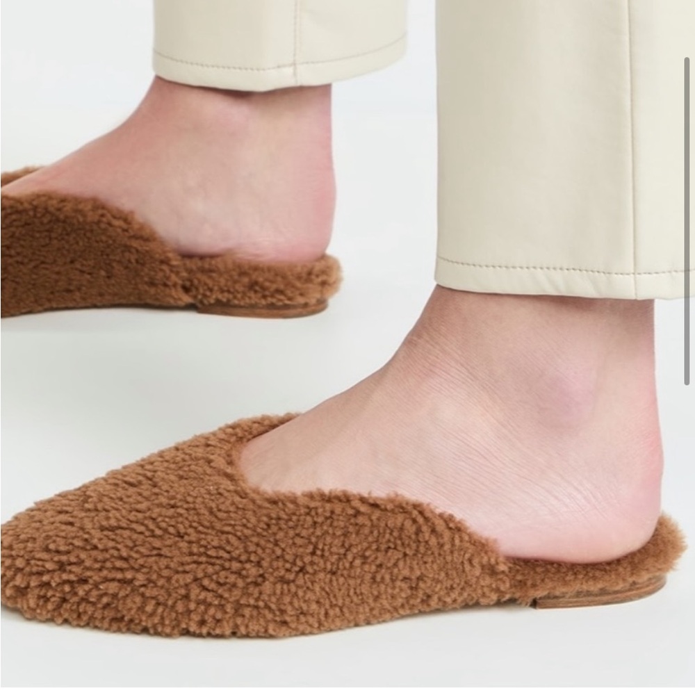 Sleeper Shearling Slippers in Brown NWOT - Picture 2 of 6